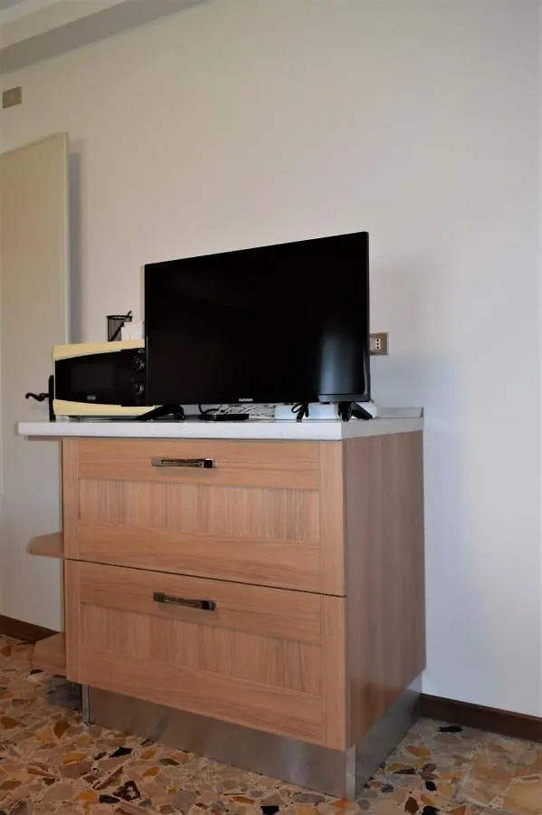 Il Roseto Mountain Lake Iseo Hospitality Bossico 0*,  Italy